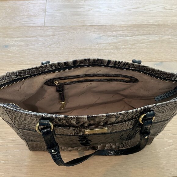 BRAHMIN Medium Asher Croco Black Gray Embossed Melbourne Leather Tote Shoulder - Picture 4 of 8